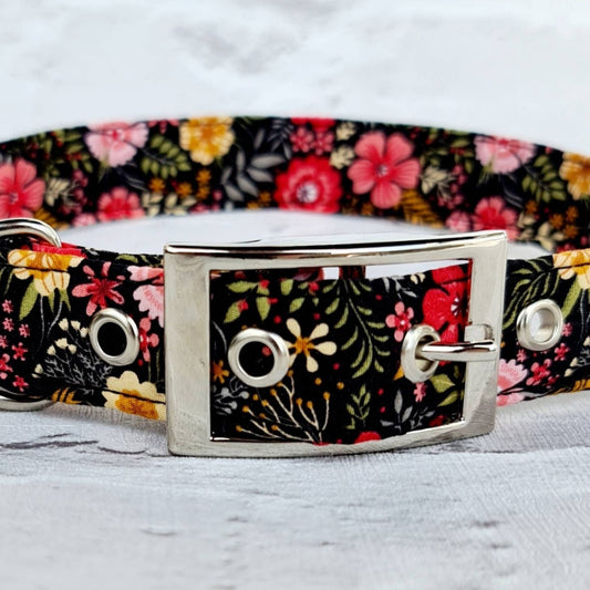 Belt Buckle Dog Collar in Black Floral Design Traditional Metal Buckle